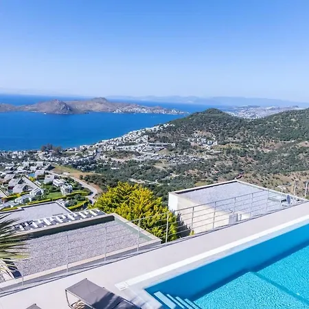 Charming With Amazing View In Bodrum Willa