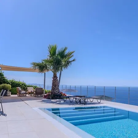Charming With Amazing View In Bodrum Yalıkavak