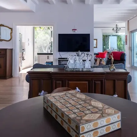 Charming With Amazing View In Bodrum Βίλα