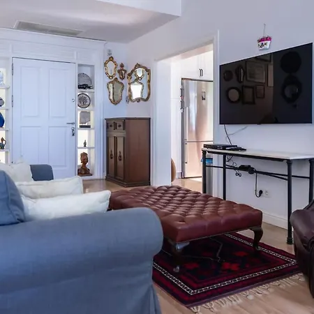 Βίλα Charming With Amazing View In Bodrum